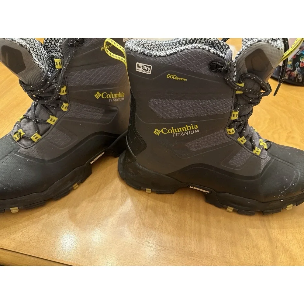 Columbia Titanium OutDry 600g Michelin Winter Boots Mens Size 9 Insulated